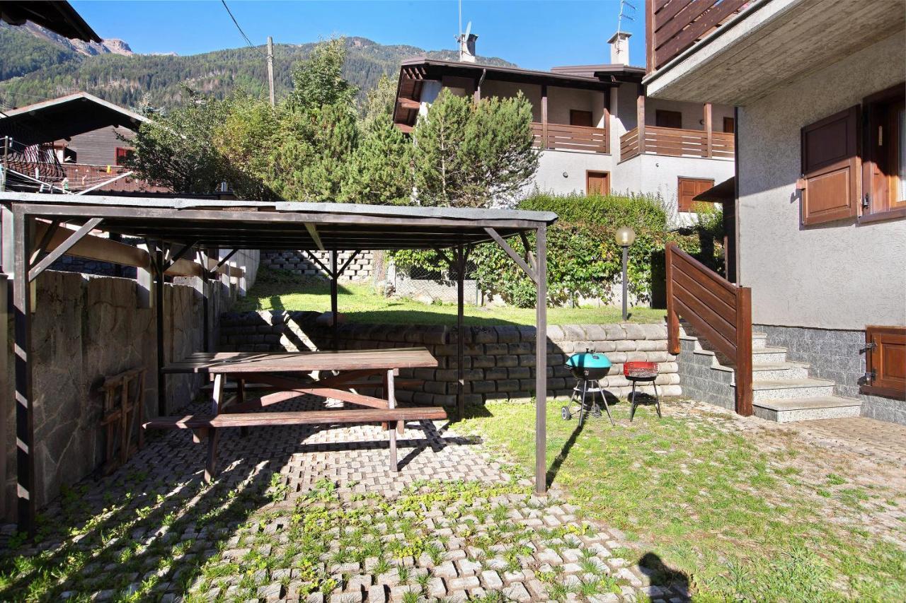 Mountain Chalet Close To Bormio Villa Valdisotto Exterior photo